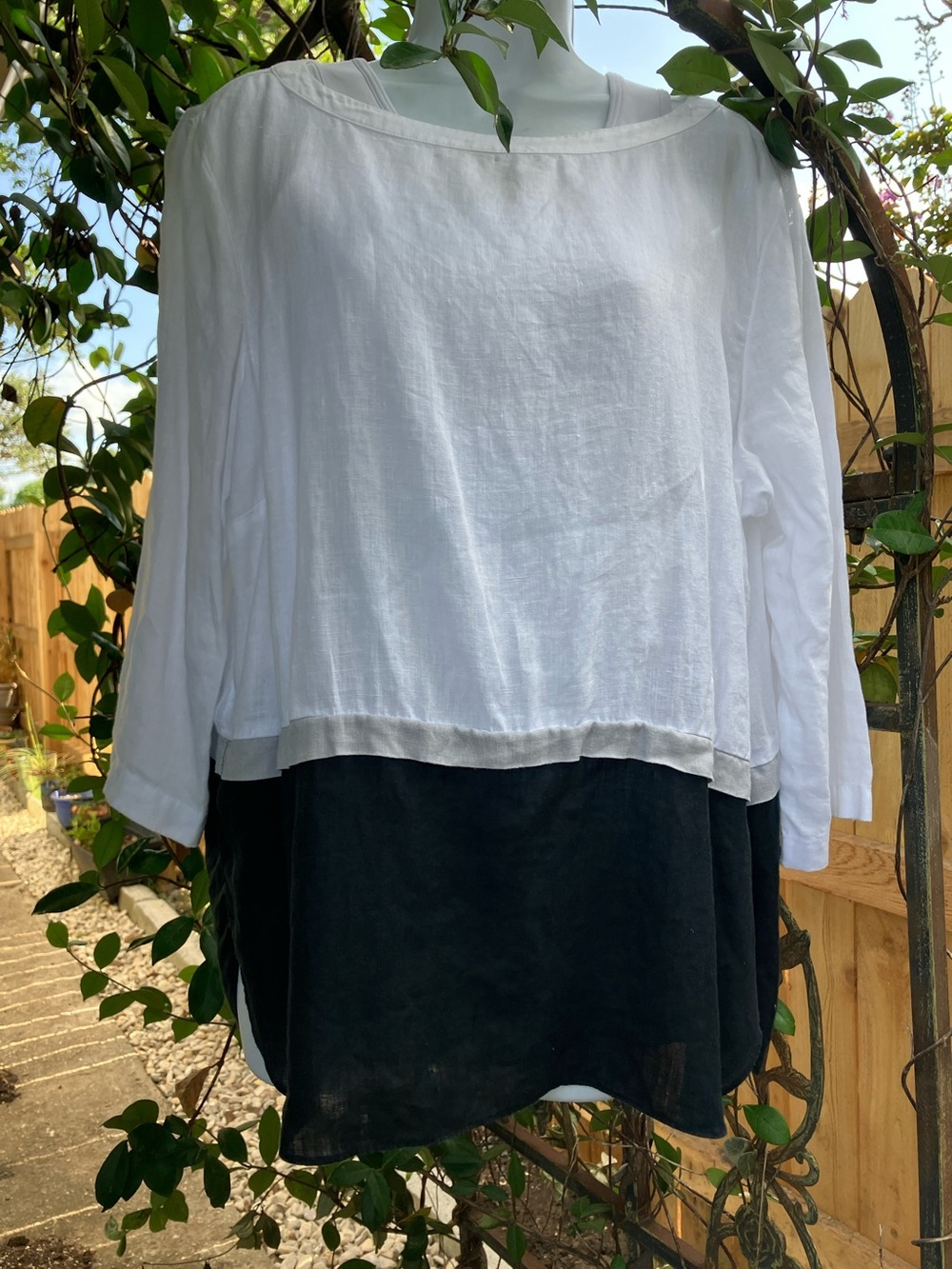 J. Jill White and Black Layered Boatneck Blouse. P2P 24.5”. 27” long. XL